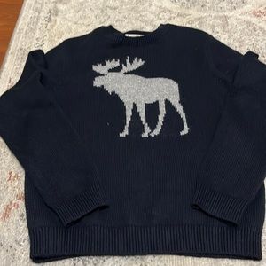 Perfect condition sweater for boys 11/12 only wore 4 times. Washed by hand